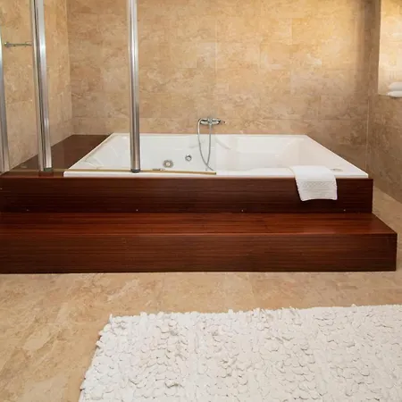 500 منزل للإقامة *